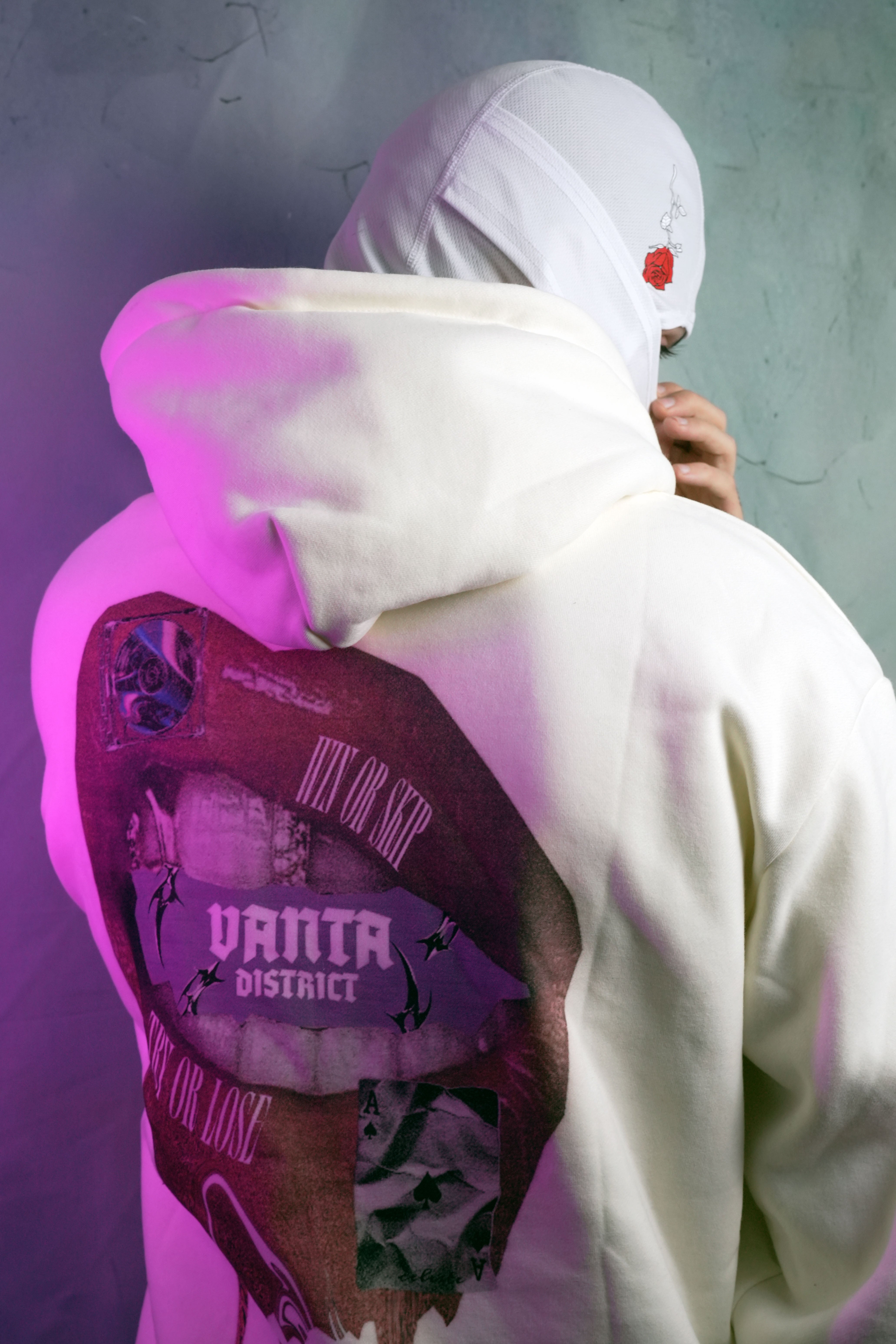 VANTAS HOODIE