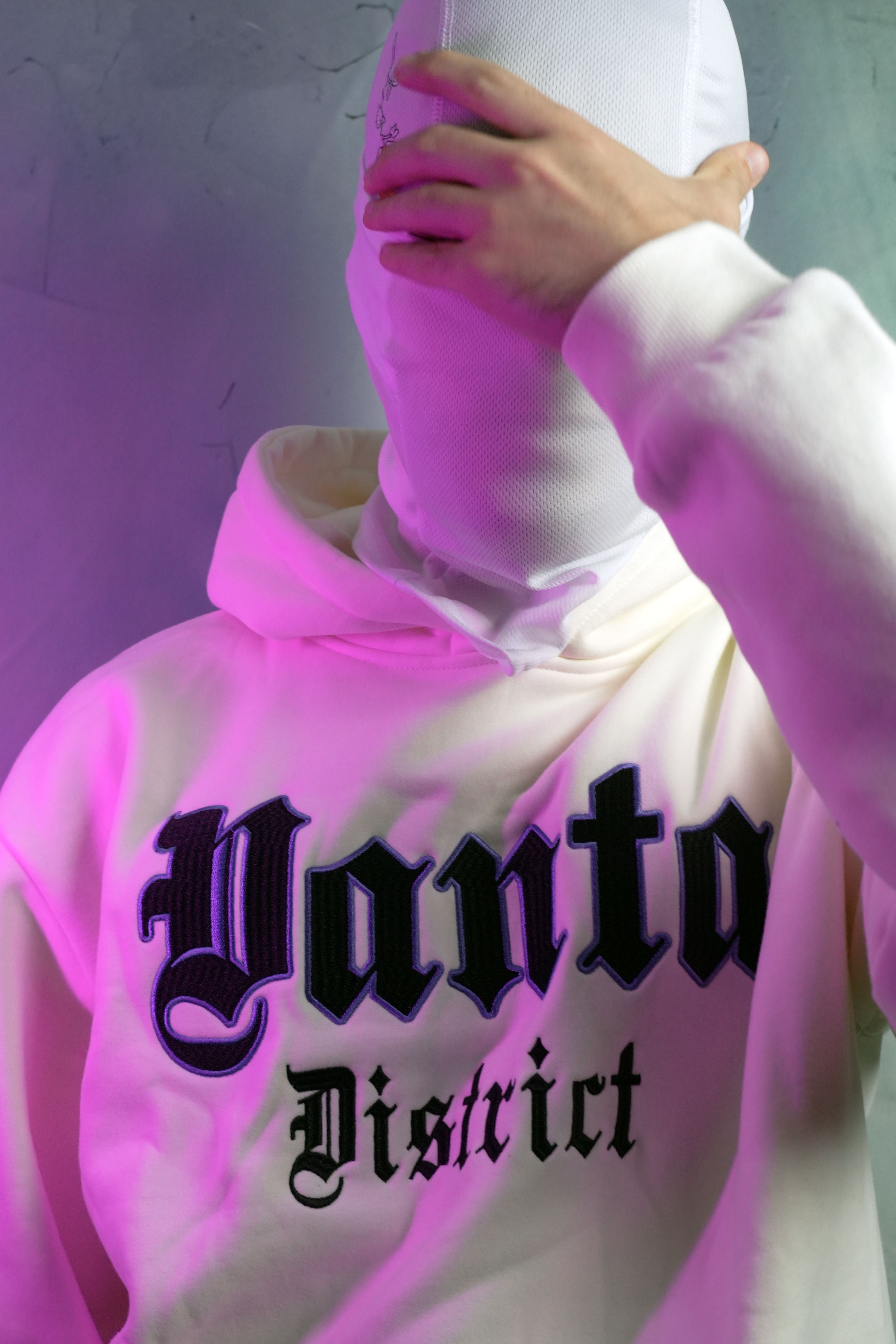 VANTAS HOODIE
